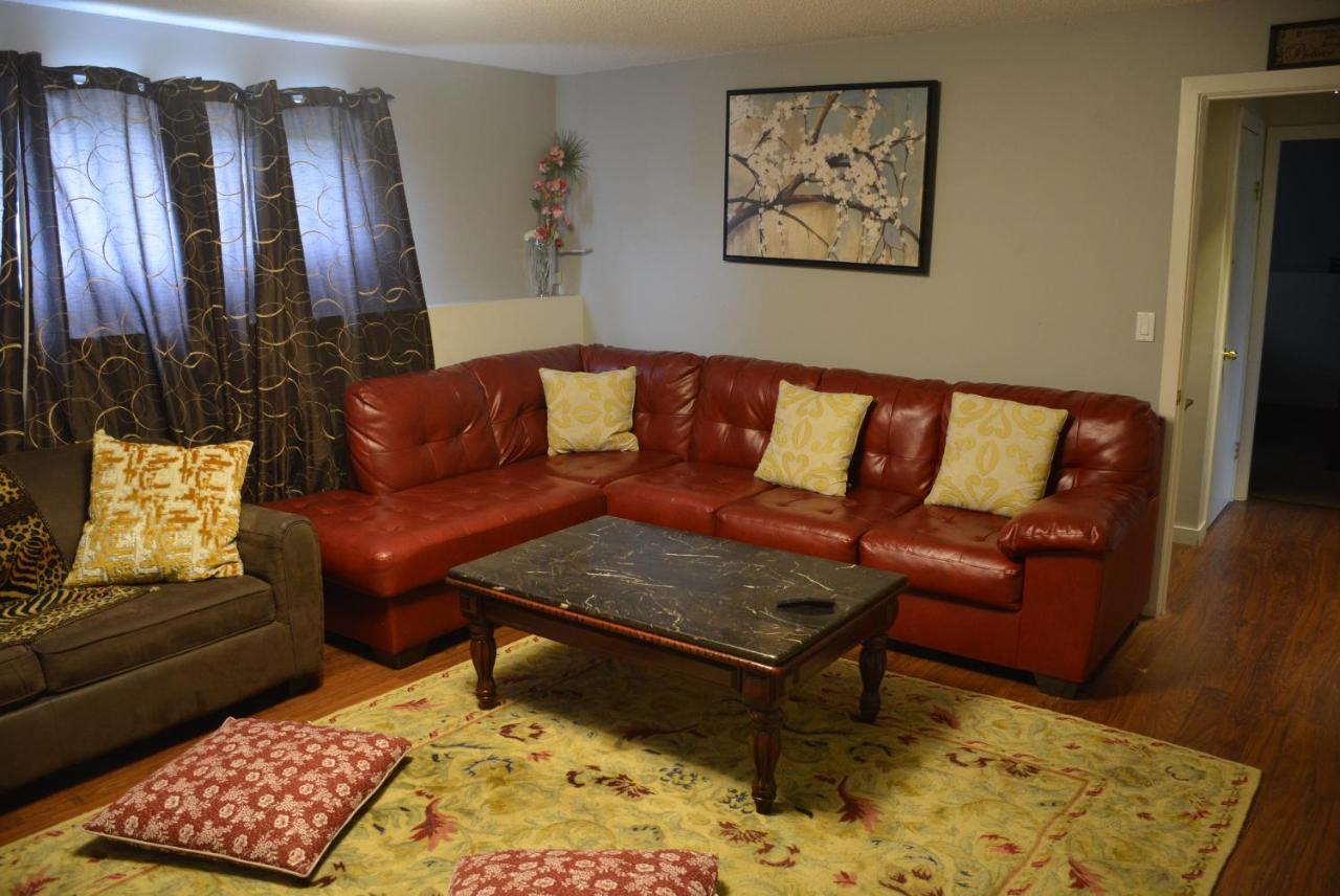 Aasra Home Kelowna Zewnętrze zdjęcie